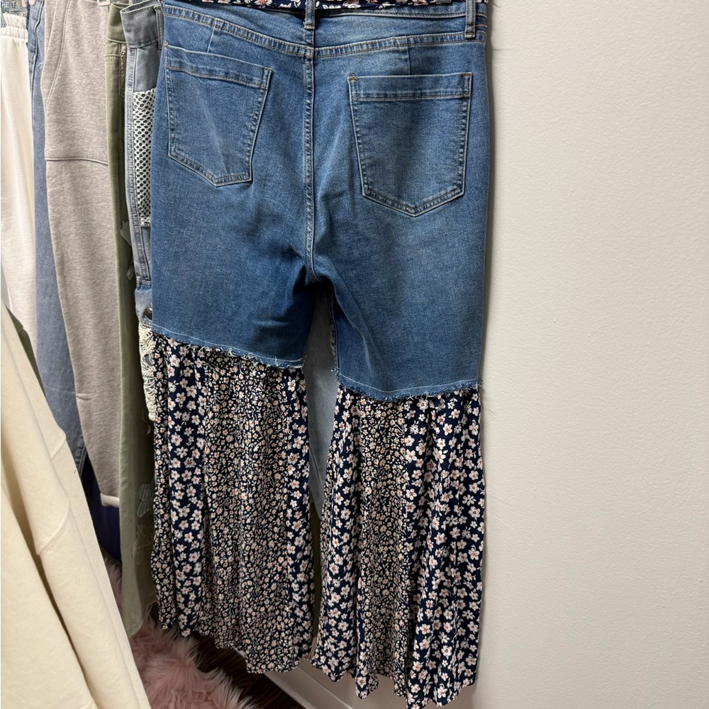 Free people up-cycled jeans size 30 curvy style - Picture 3 of 3